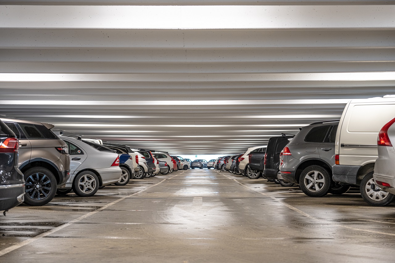 Parking Garage Barriers Automatically Opens When You Enter and Leave, Payment Is Done via the App Afterwards.