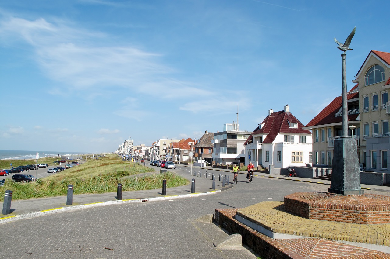 Residents of Noordwijk can now easily apply for a charging station through Opcharge.