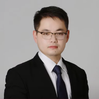 Headshot of Felix Zheng
