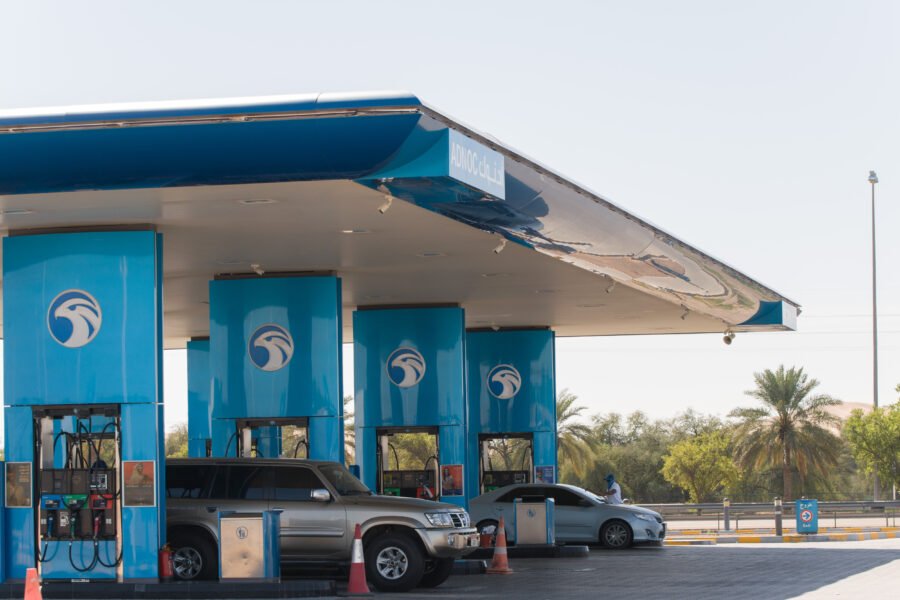 With SENSIT IR Flush Mount parking sensors installed, it is now possible for ADNOC to monitor the average time taken for vehicle refueling, car wash and car maintenance services.