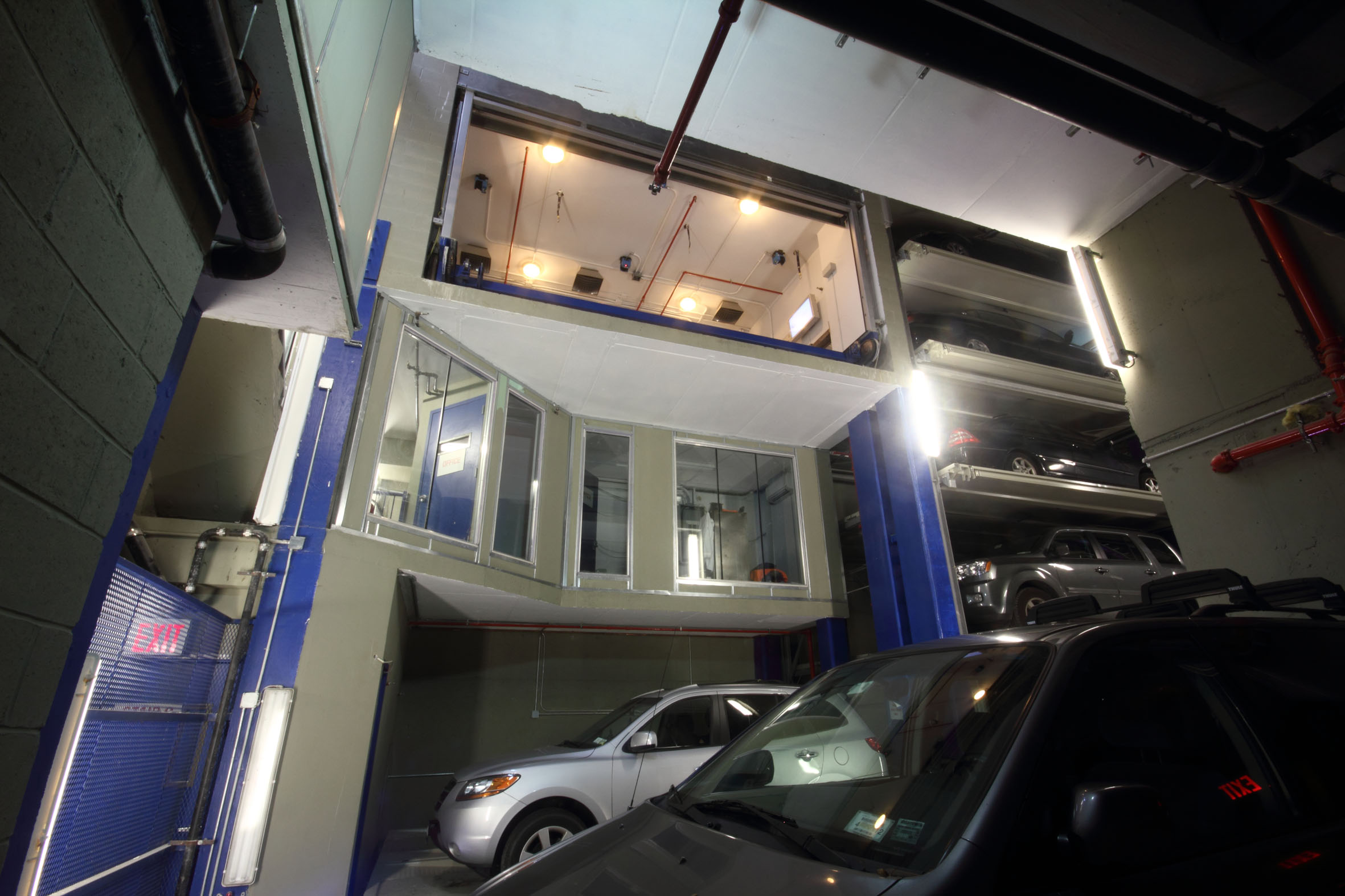 Safe and secure Access to the stolzer automated parking system via transfer room