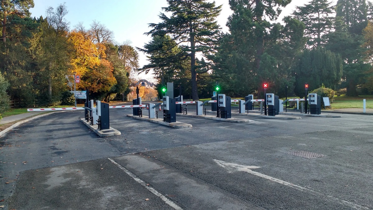 parking entry/exit barriers